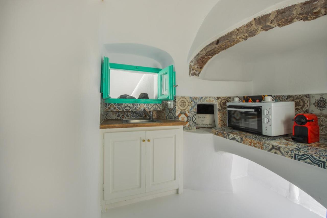 Sophia Castle View Villa Иа Екстериор снимка